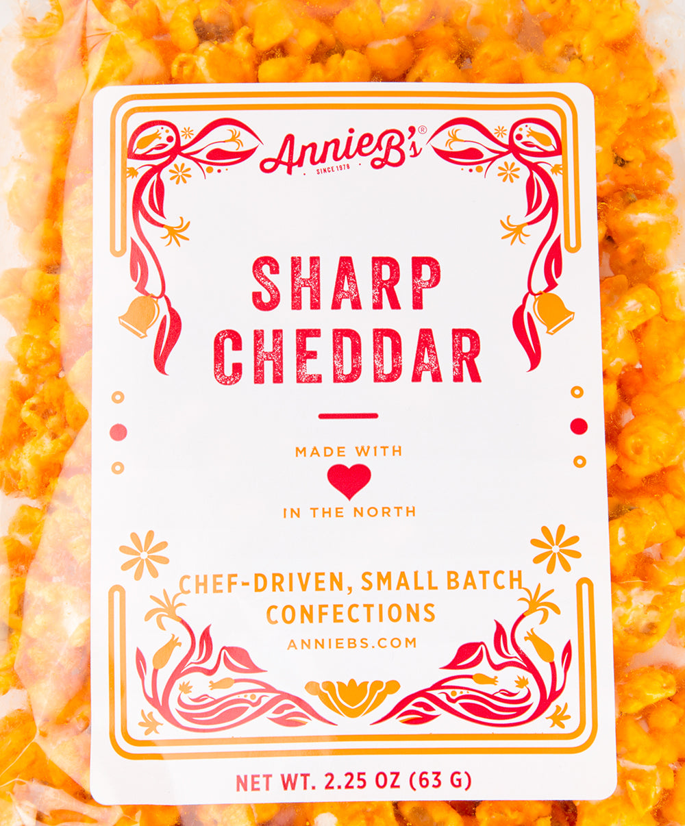 SHARP CHEDDAR GOURMET POPCORN